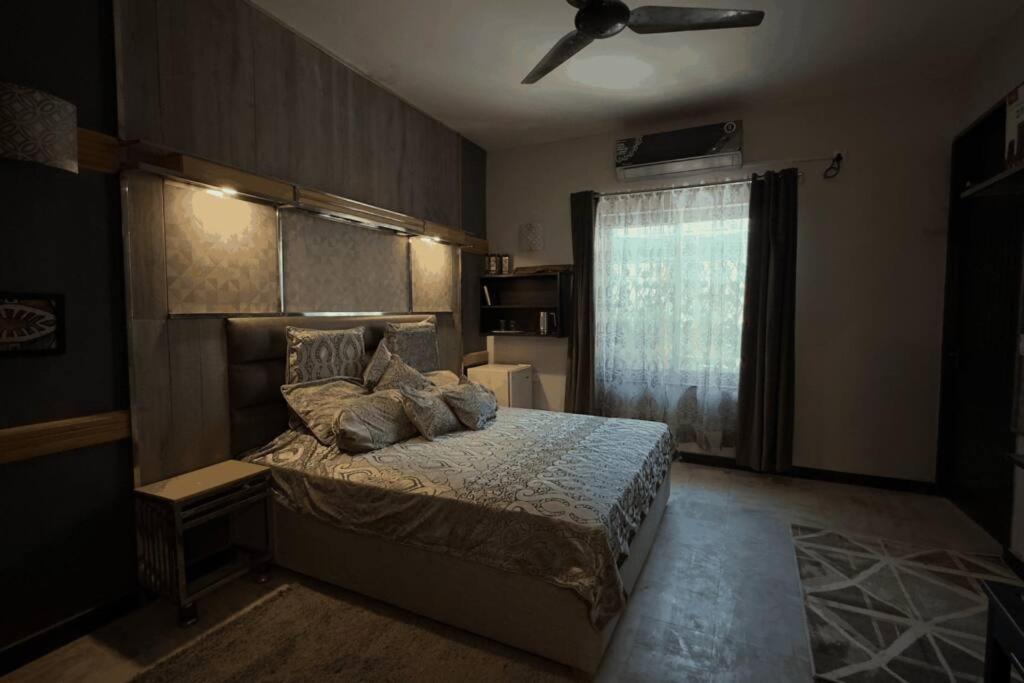 Greenlux Residency Rawalpindi Rom bilde